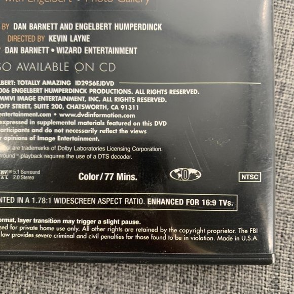 Engelbert Totally Amazing DVD Music Concert Live‎ Bonus Interview Photo Gallery - Picture 10 of 13